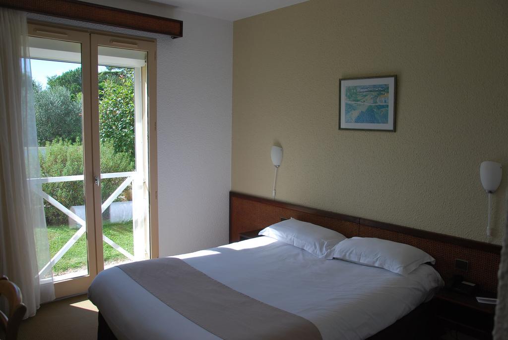 Hotel Le Barry, Toulouse Nord Gratentour Стая снимка