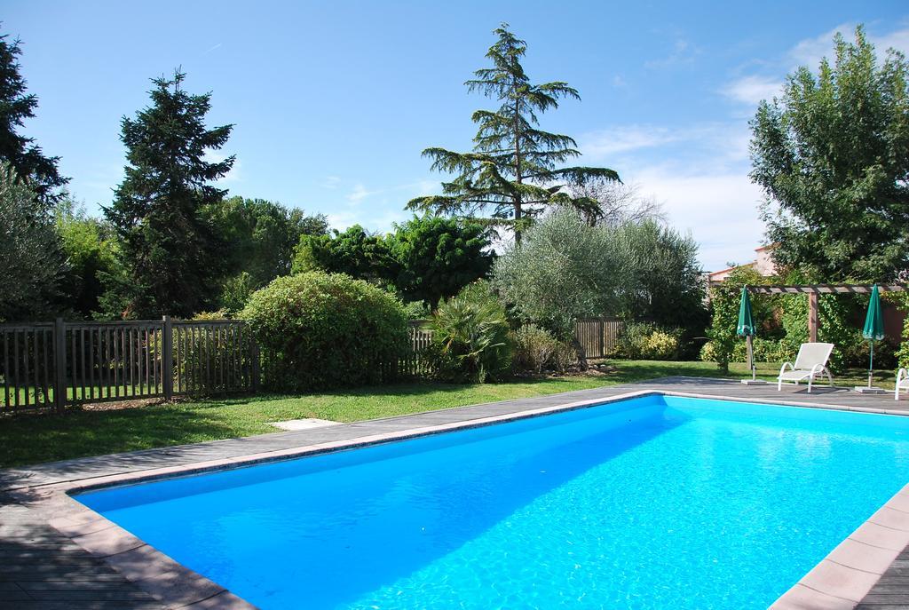 Hotel Le Barry, Toulouse Nord Gratentour Екстериор снимка