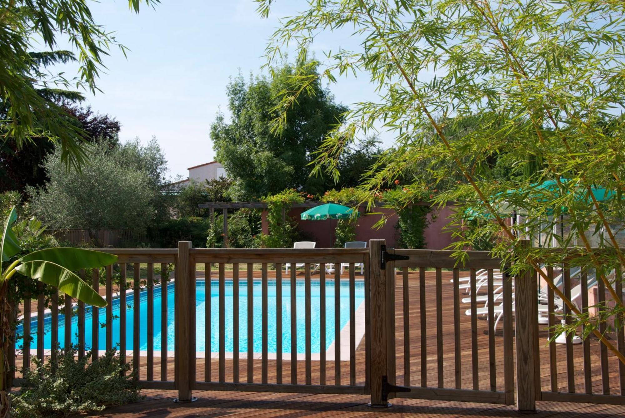 Hotel Le Barry, Toulouse Nord Gratentour Екстериор снимка